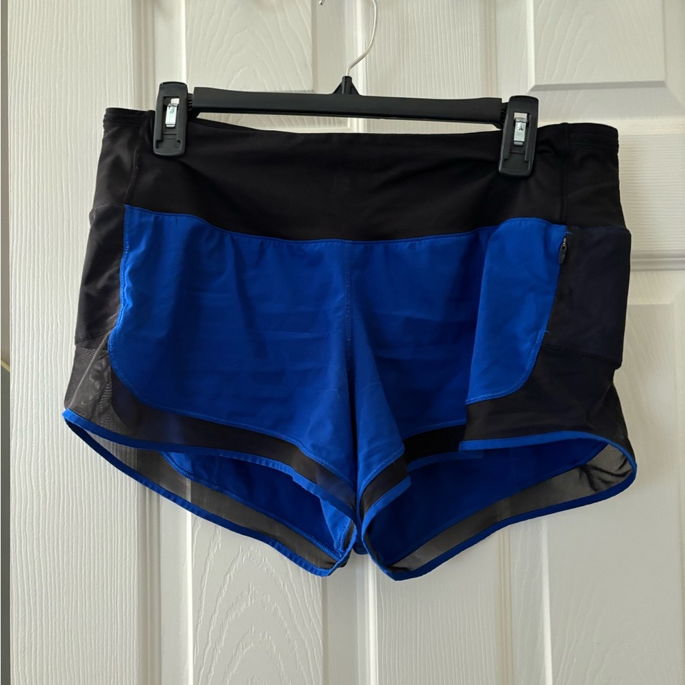Lululemon Athletica Black and Blue Women's Athletic Shorts